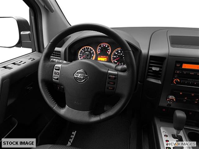 2011 Nissan Titan LX Minivan