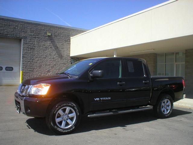 2011 Nissan Titan 1140 Down