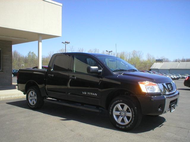 2011 Nissan Titan 1140 Down