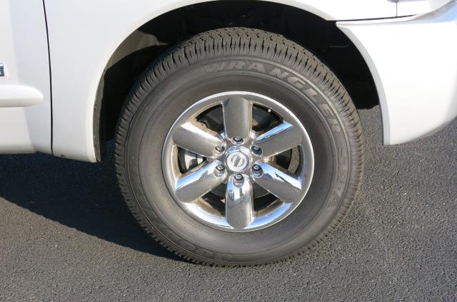 2012 Nissan Titan FWD 4dr