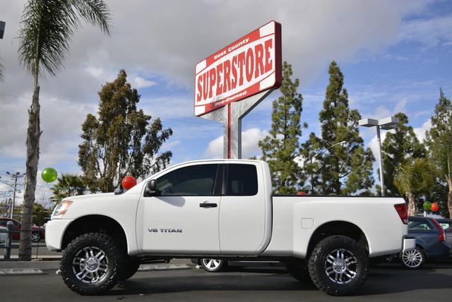 2012 Nissan Titan Unknown