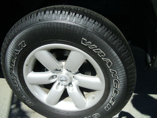 2012 Nissan Titan LE V6 AUTO (natl)