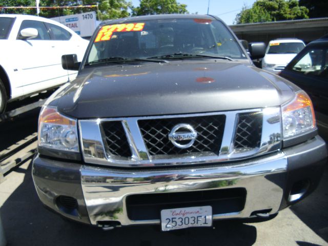 2012 Nissan Titan LE V6 AUTO (natl)