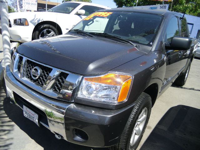 2012 Nissan Titan LE V6 AUTO (natl)