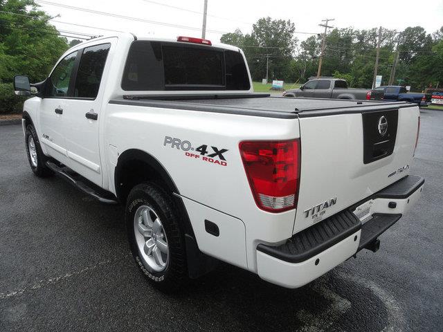 2012 Nissan Titan 1500- 8FT BED