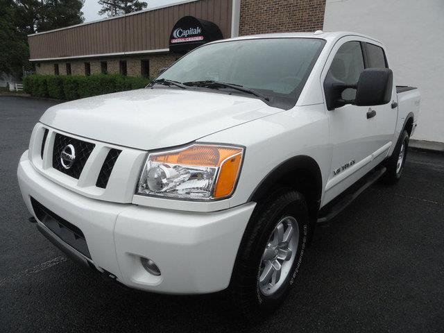 2012 Nissan Titan 1500- 8FT BED