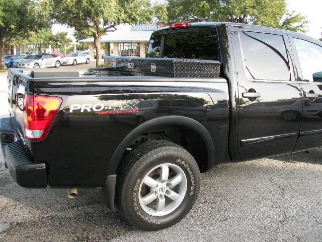 2012 Nissan Titan LS Z-71 EXT CAB