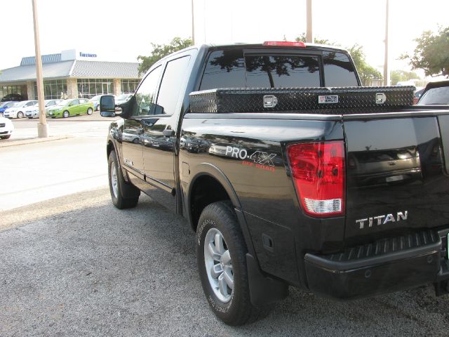 2012 Nissan Titan LS Z-71 EXT CAB