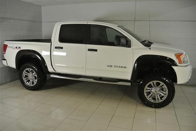 2012 Nissan Titan LX Minivan