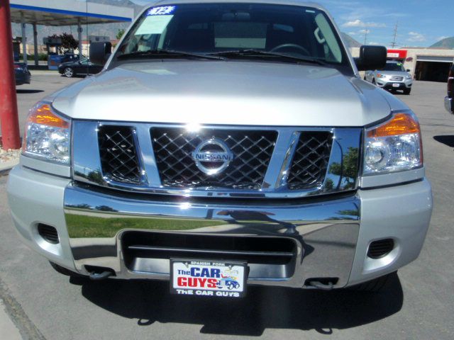 2012 Nissan Titan Prerunner V6 SR5