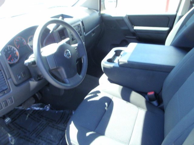 2012 Nissan Titan Prerunner V6 SR5