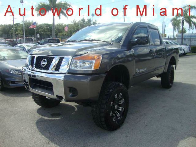 2012 Nissan Titan LE V6 AUTO (natl)