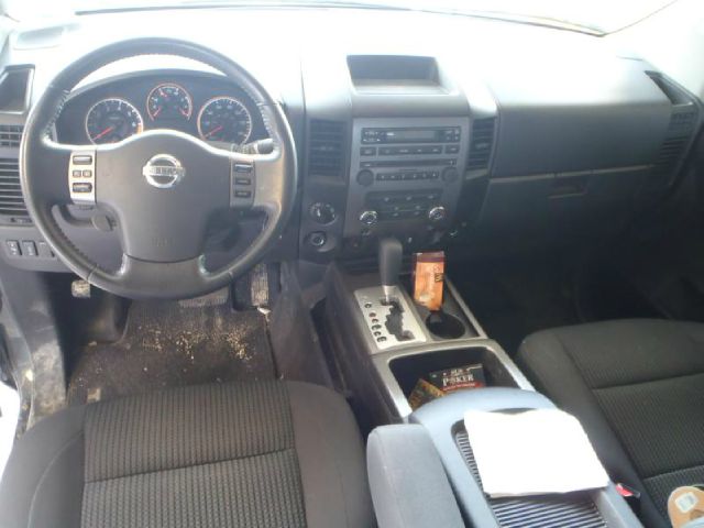 2012 Nissan Titan LE V6 AUTO (natl)