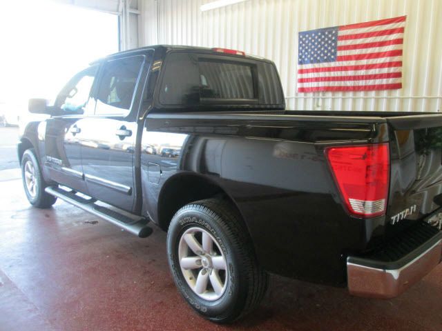 2013 Nissan Titan Prerunner V6 SR5