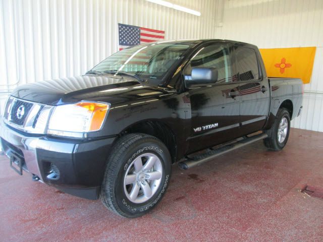 2013 Nissan Titan Prerunner V6 SR5