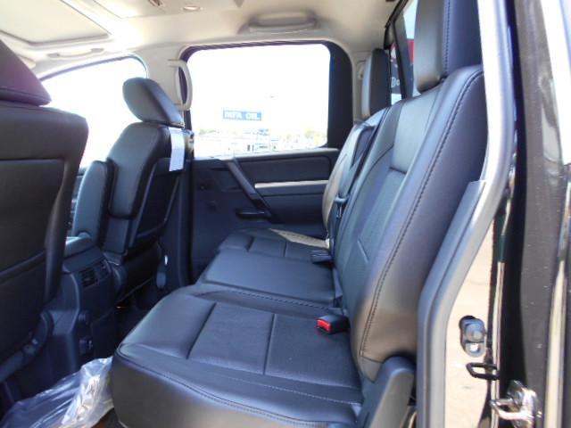 2013 Nissan Titan LS S