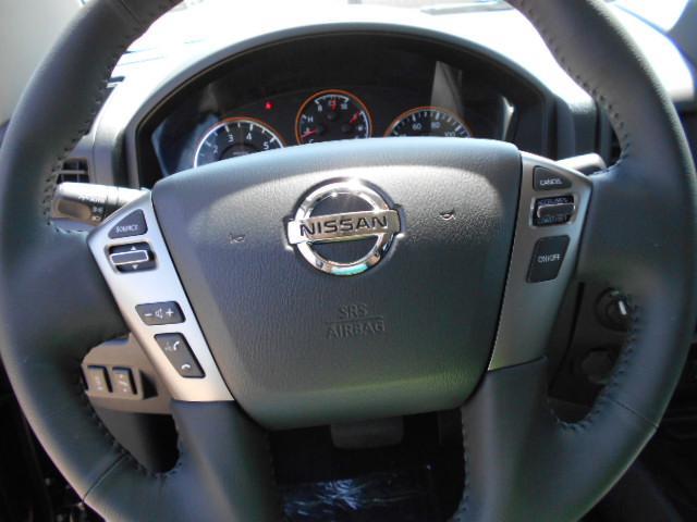 2013 Nissan Titan LS S