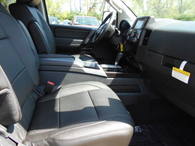 2013 Nissan Titan LS S