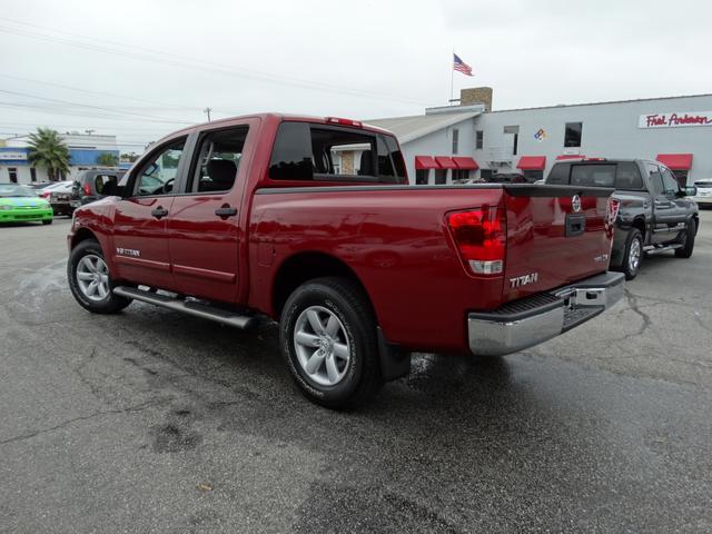 2013 Nissan Titan 4.6L Eddie Bauer