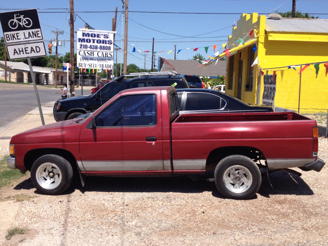 1991 Nissan Unspecified Lariat 4D Crew Cab Truck