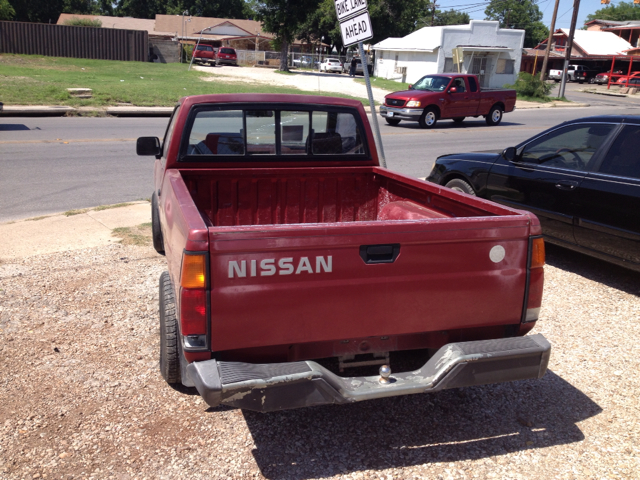 1991 Nissan Unspecified Lariat 4D Crew Cab Truck