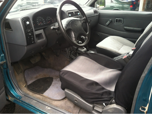 1995 Nissan Unspecified E-350 Base