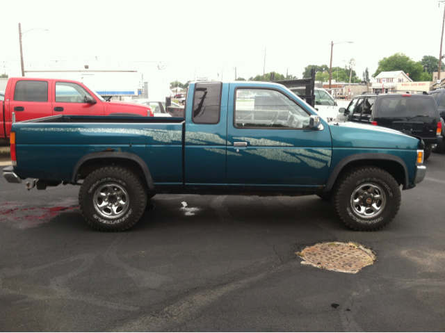 1995 Nissan Unspecified E-350 Base