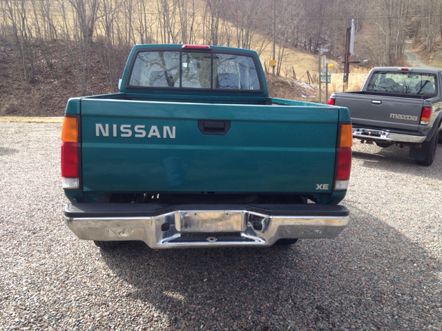 1996 Nissan Unspecified 2WD Double CAB V6 AUTO LS