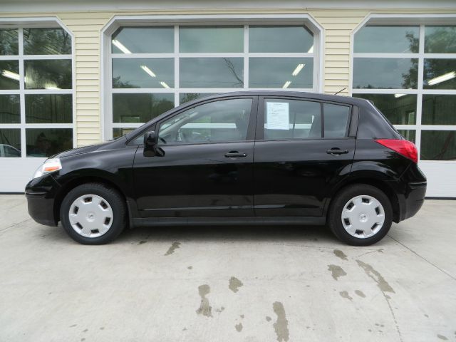 2007 Nissan Versa Lariat XL