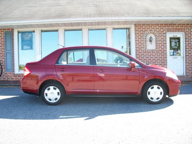 2007 Nissan Versa Crew Cab Standard Box 2-wheel Drive SLE