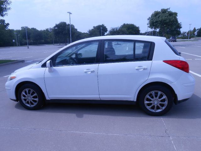 2007 Nissan Versa Limited Access Cab 4WD