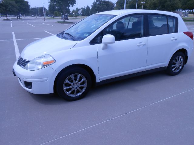 2007 Nissan Versa Limited Access Cab 4WD