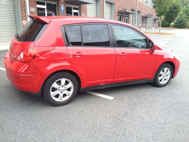 2007 Nissan Versa Limited Access Cab 4WD
