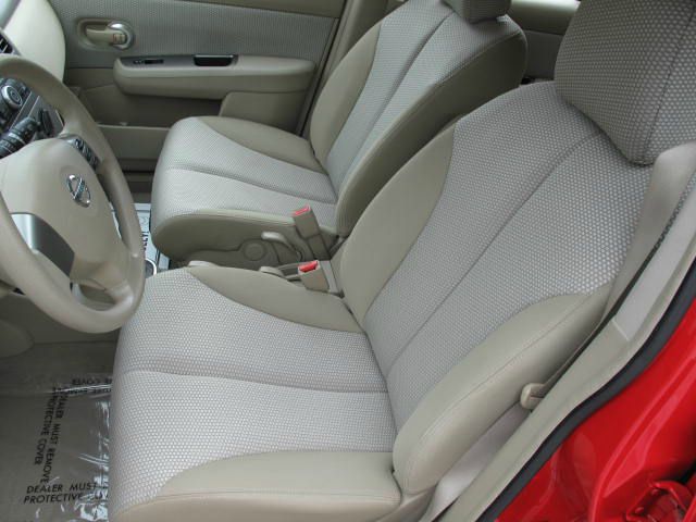 2007 Nissan Versa Limited Access Cab 4WD