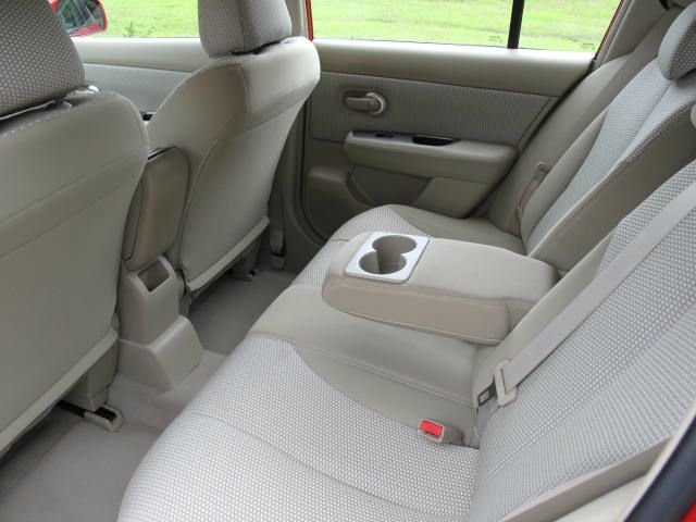 2007 Nissan Versa Limited Access Cab 4WD