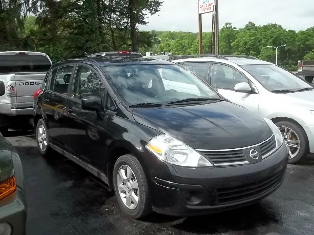 2007 Nissan Versa Limited Access Cab 4WD