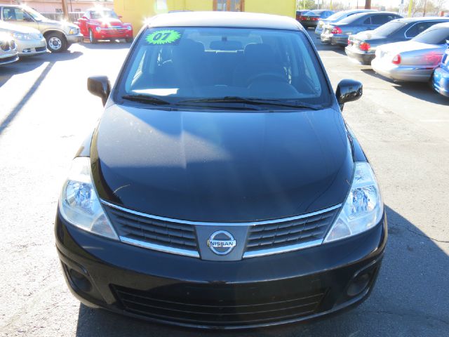2007 Nissan Versa Limited Access Cab 4WD