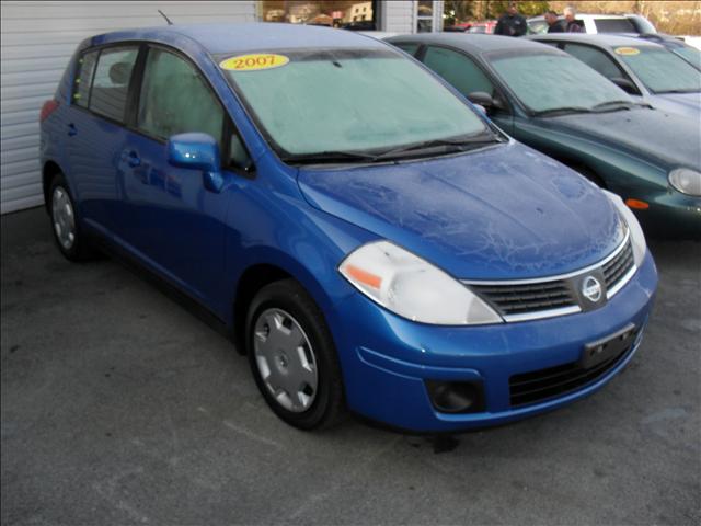 2007 Nissan Versa XR