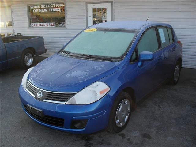 2007 Nissan Versa XR