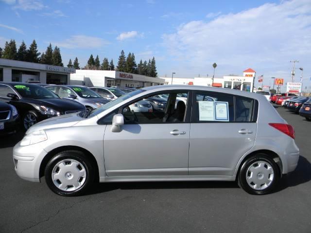 2007 Nissan Versa Limited Access Cab 4WD
