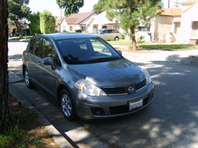 2007 Nissan Versa E43