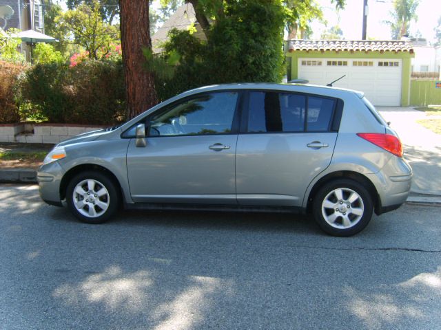 2007 Nissan Versa E43