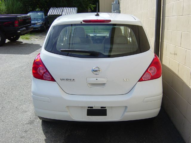 2007 Nissan Versa Limited Access Cab 4WD