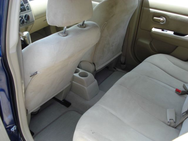 2007 Nissan Versa Limited Access Cab 4WD