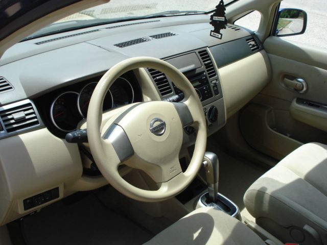 2007 Nissan Versa Limited Access Cab 4WD