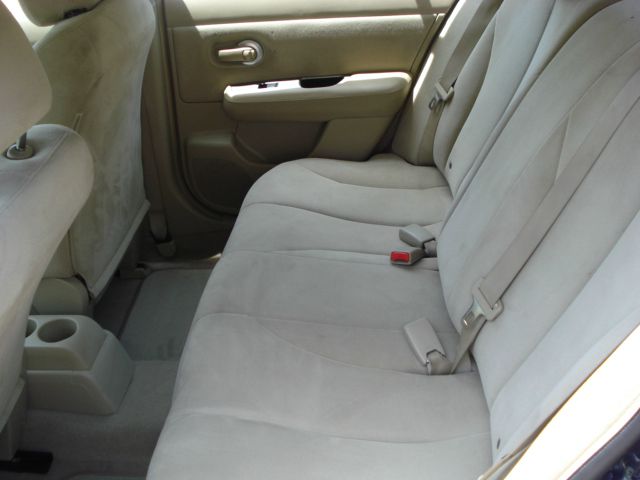 2007 Nissan Versa Limited Access Cab 4WD