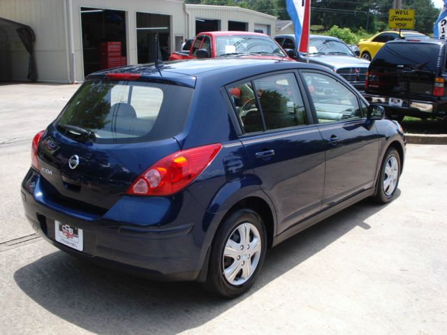 2007 Nissan Versa Limited Access Cab 4WD
