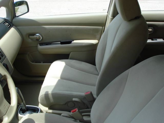 2007 Nissan Versa Limited Access Cab 4WD