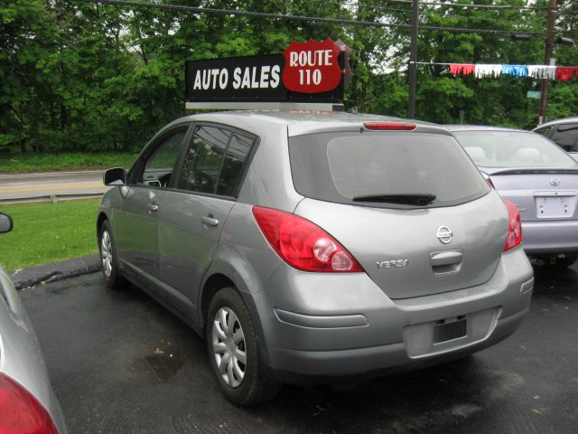 2007 Nissan Versa E43