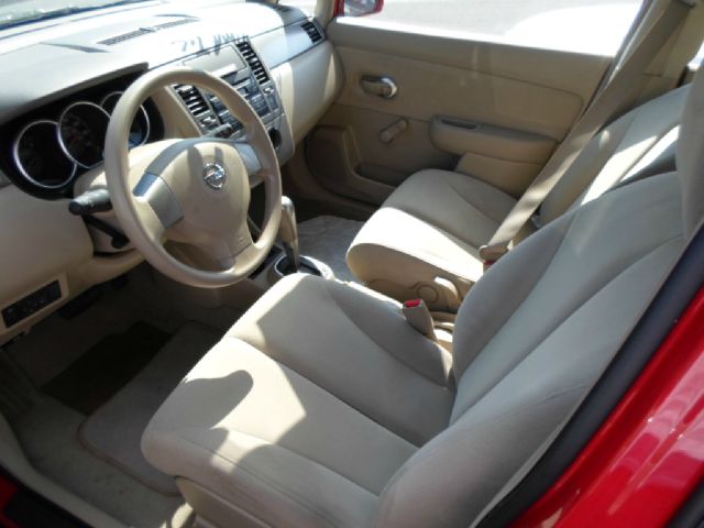 2007 Nissan Versa E43